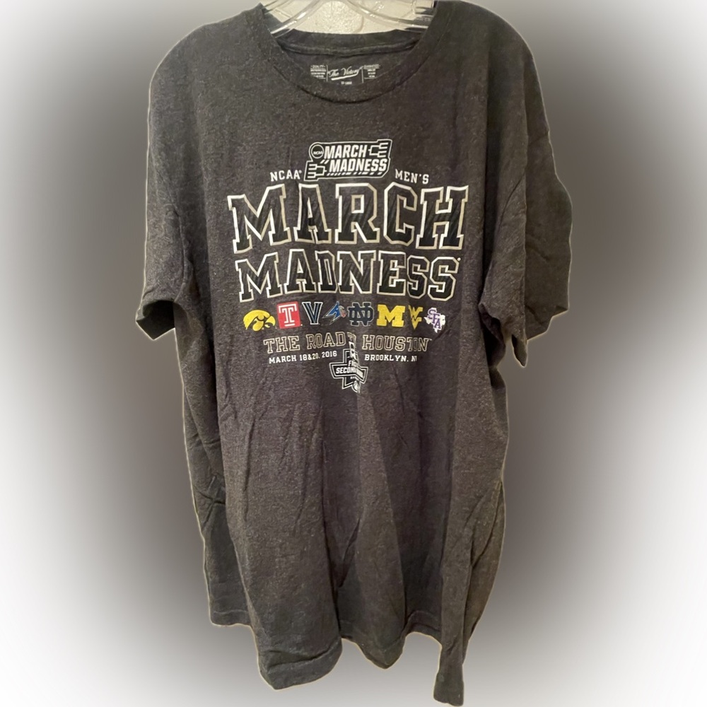 NCAA Men's March Madness grey T-Shirt